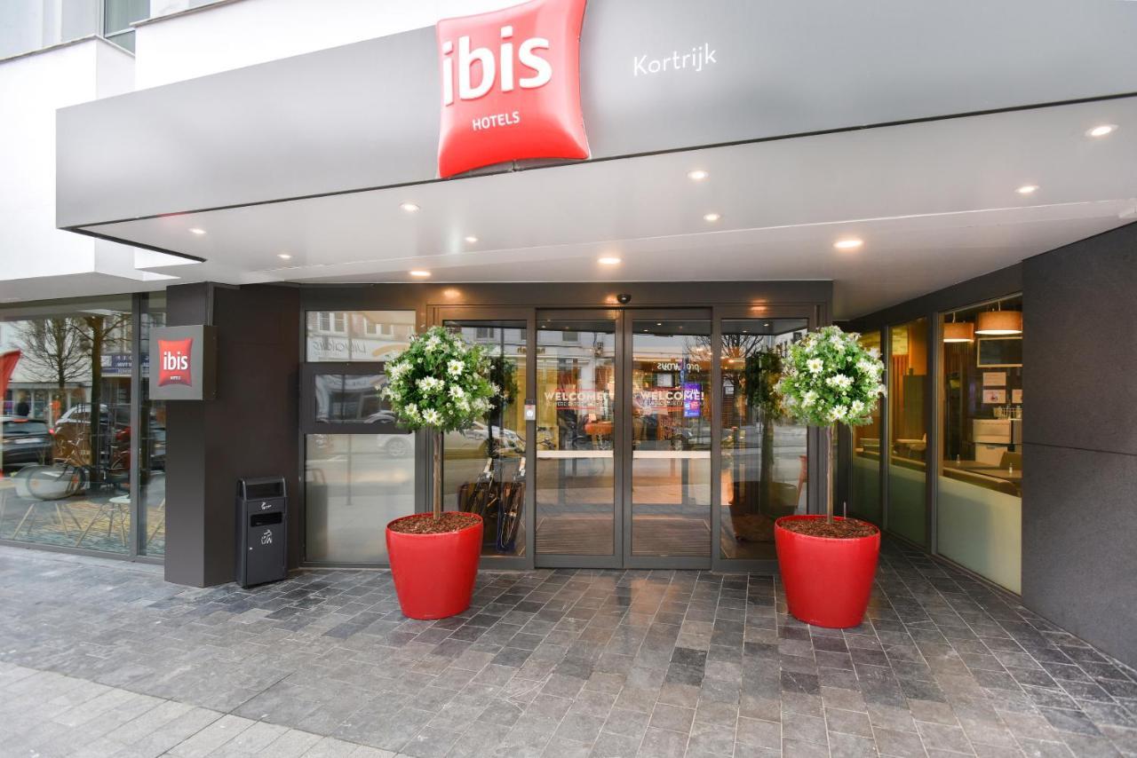Ibis Kortrijk Centrum Esterno foto